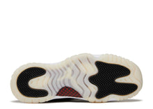 Load image into Gallery viewer, AIR JORDAN 11 RETRO LOW GS &quot;72-10&quot;