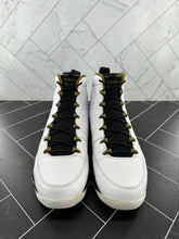 Load image into Gallery viewer, Nike Air Jordan 9 Retro Statue Size 8.5 302370-109 2015 White Gold Black OG
