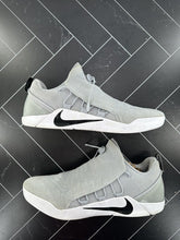 Load image into Gallery viewer, Nike Kobe A.D. NXT Wolf Grey 2017 Size 14 882049-002 Triple Grey White Black OG