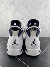 Load image into Gallery viewer, Nike Air Jordan 6 Retro Midnight Navy Size 10 CT8529-141 OG White Blue