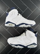 Load image into Gallery viewer, Nike Air Jordan 6 Retro Midnight Navy Size 10 CT8529-141 OG White Blue