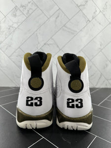 Nike Air Jordan 9 Retro Statue Size 8.5 302370-109 2015 White Gold Black OG