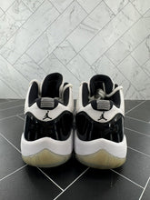 Load image into Gallery viewer, Nike Air Jordan 11 Retro Low Concord Mens Size 8 Women’s Size 9.5 528895-153