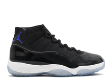 Load image into Gallery viewer, AIR JORDAN 11 RETRO &quot;SPACE JAM 2016 RELEASE&quot;