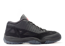 Load image into Gallery viewer, AIR JORDAN 11 RETRO IE LOW &quot;REFEREE&quot;