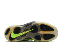 Load image into Gallery viewer, NIKE AIR FOAMPOSITE &quot;ELECTRIC GREEN&quot;