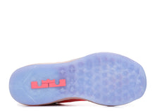 Load image into Gallery viewer, NIKE MAX LEBRON 11 LOW MAISON “POLKA DOTS”