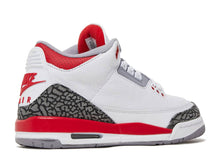 Load image into Gallery viewer, AIR JORDAN 3 RETRO GS &quot;FIRE RED&quot; 2022