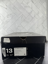 Load image into Gallery viewer, Nike Air Jordan 12 Retro Obsidian 2012 Size 13 130690-410 Blue White OG