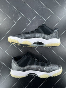 Nike Air Jordan 11 Retro Low Barons 2017 Size 11 528895-010 Black White Silver