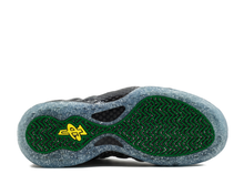 Load image into Gallery viewer, NIKE AIR FOAMPOSITE ONE PRM UO QS &quot;OREGON DUCKS&quot;