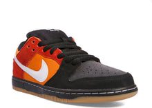 Load image into Gallery viewer, NIKE SB DUNK LOW PRO &quot;REVERSE RAYGUN&quot;
